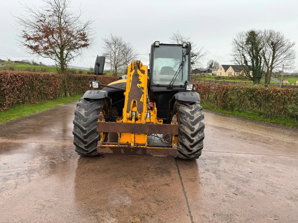 2011 JCB 536-60 - Image 2