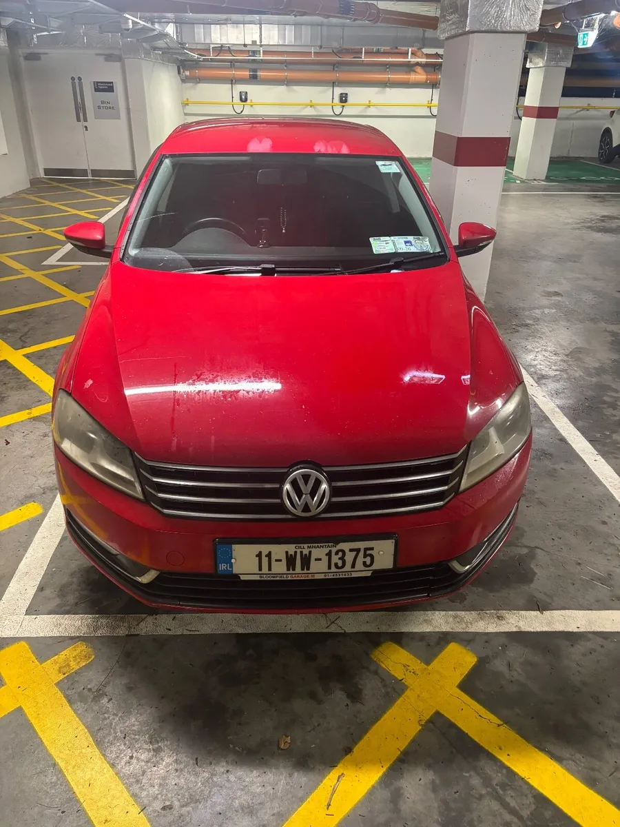 Volkswagen Passat 2011 - Image 4
