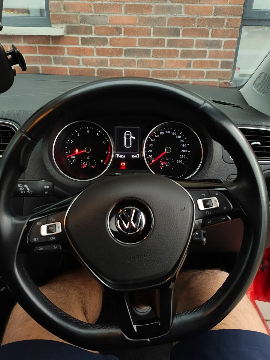 Volkswagen Polo 2015 - Image 4