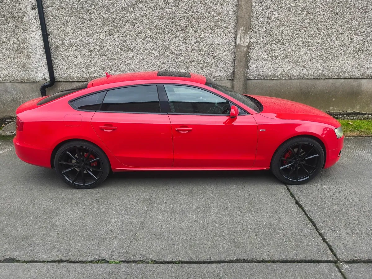 Audi A5 2011 - Image 2
