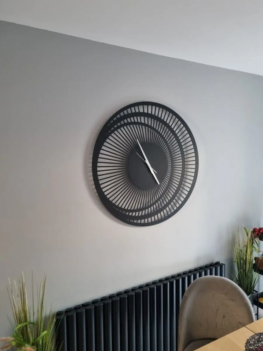 Triple Circle Metal Wall Clock - Image 1