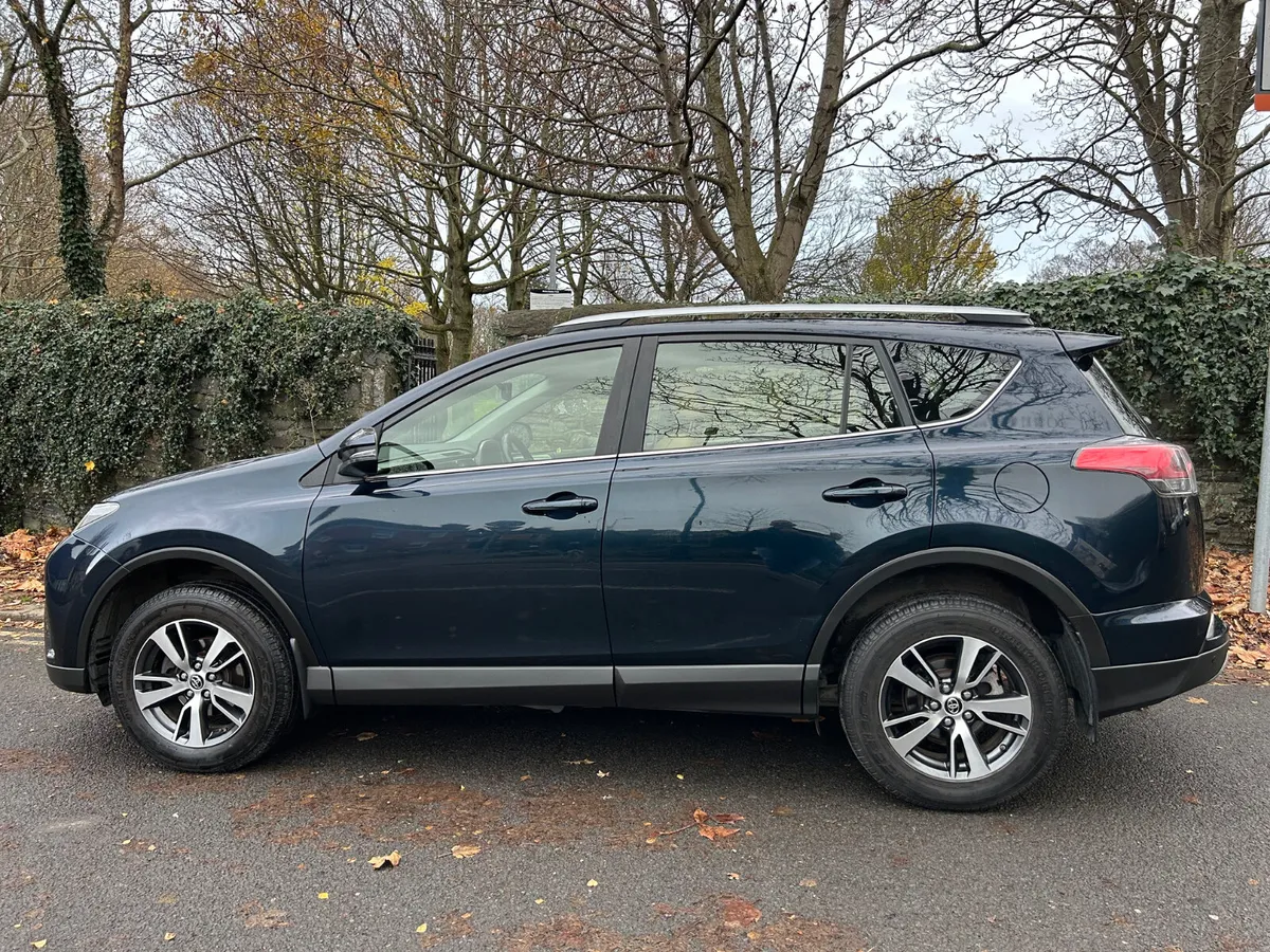 2017 TOYOTA RAV-4 LUNA SPORT PARKING CAMERA - Image 4