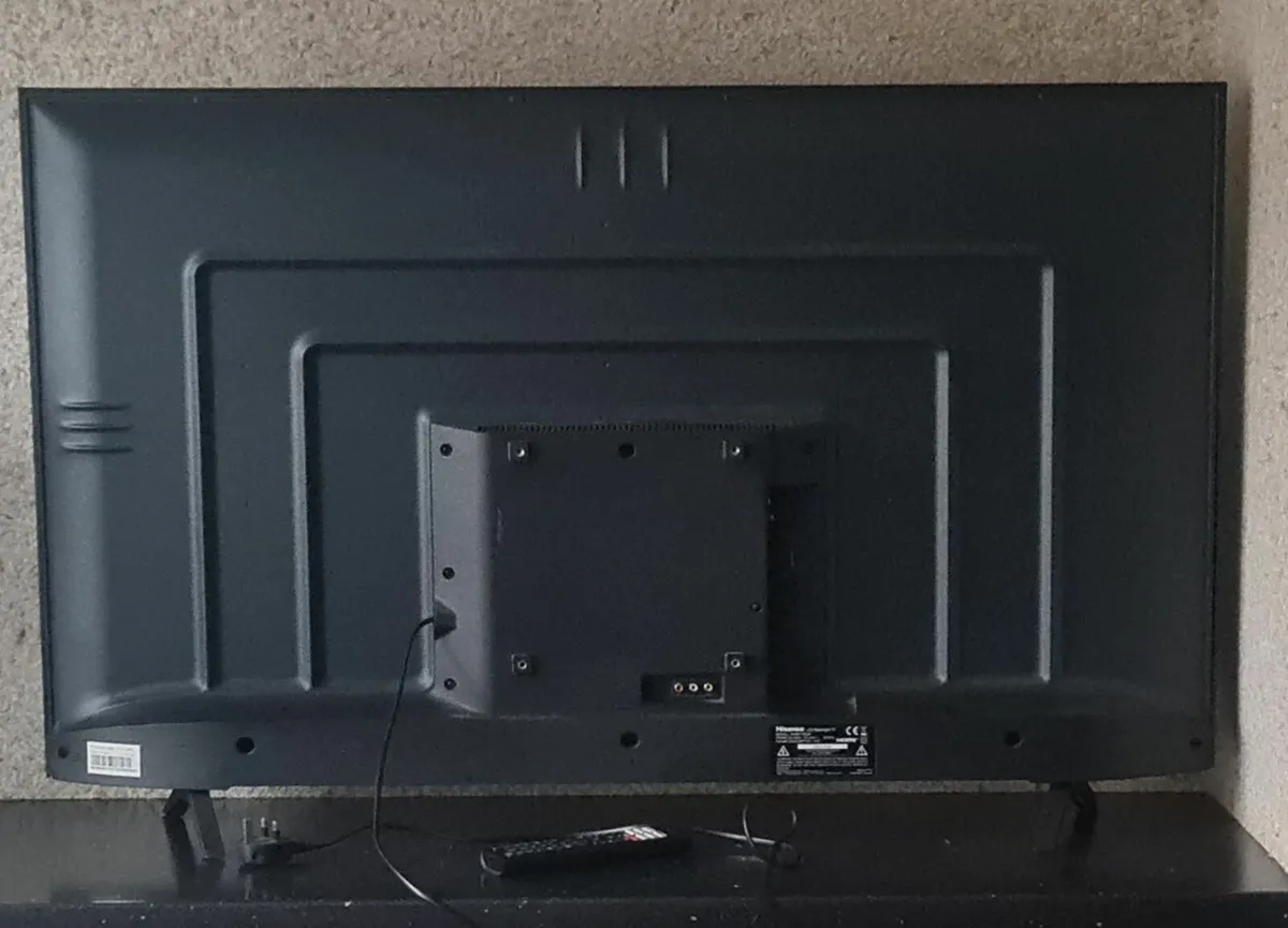 Hisense H50B7100UK smart tv - Image 4