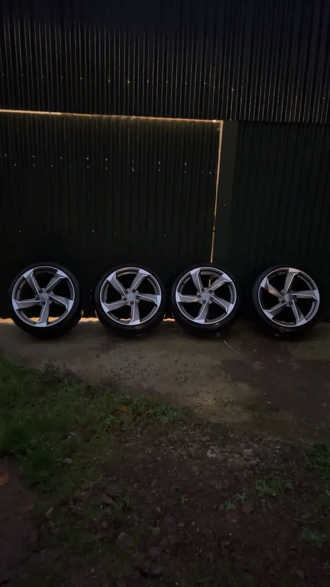 New 19” Ttrs Twist - Image 1