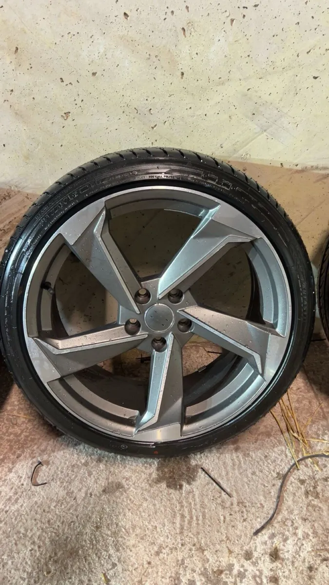 New 19” Ttrs Twist - Image 4