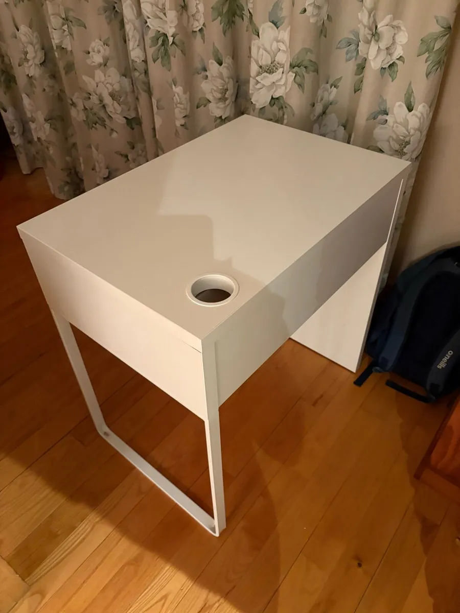 Study Table - Image 2