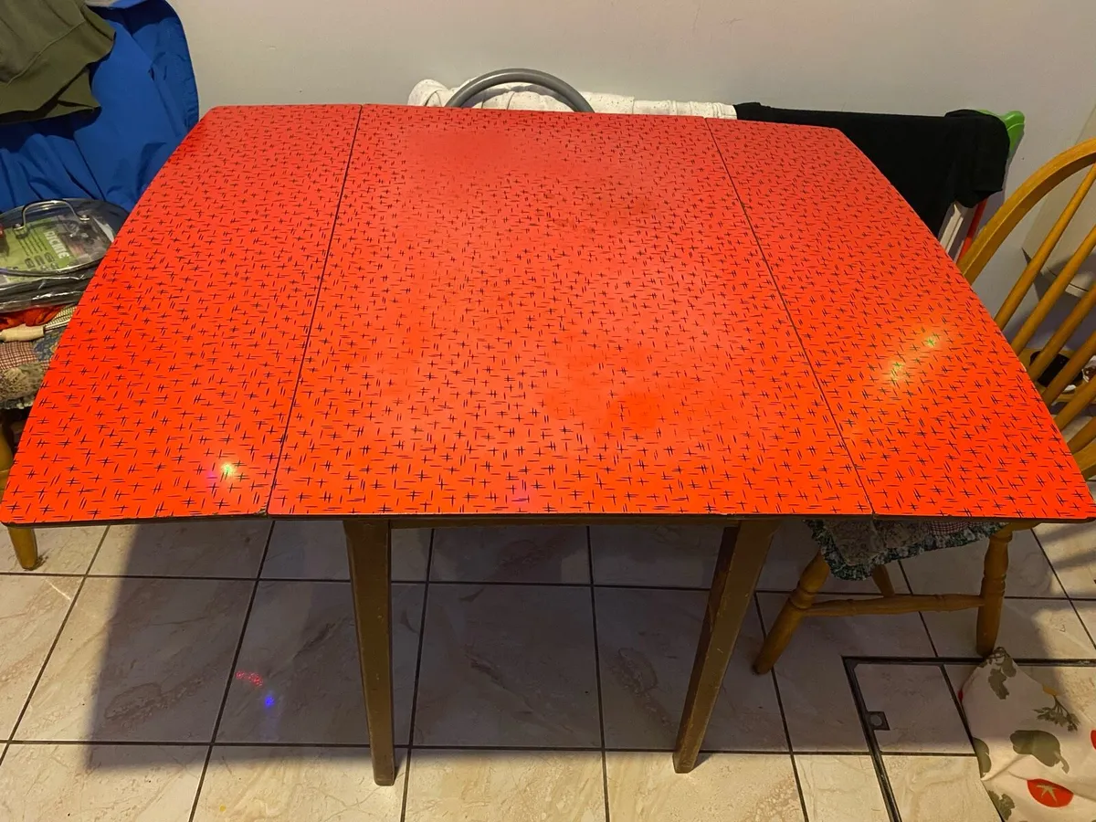 Folding kitchen table - Image 1