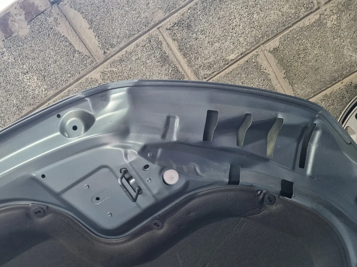 251/252 3008/5008 front - Image 2