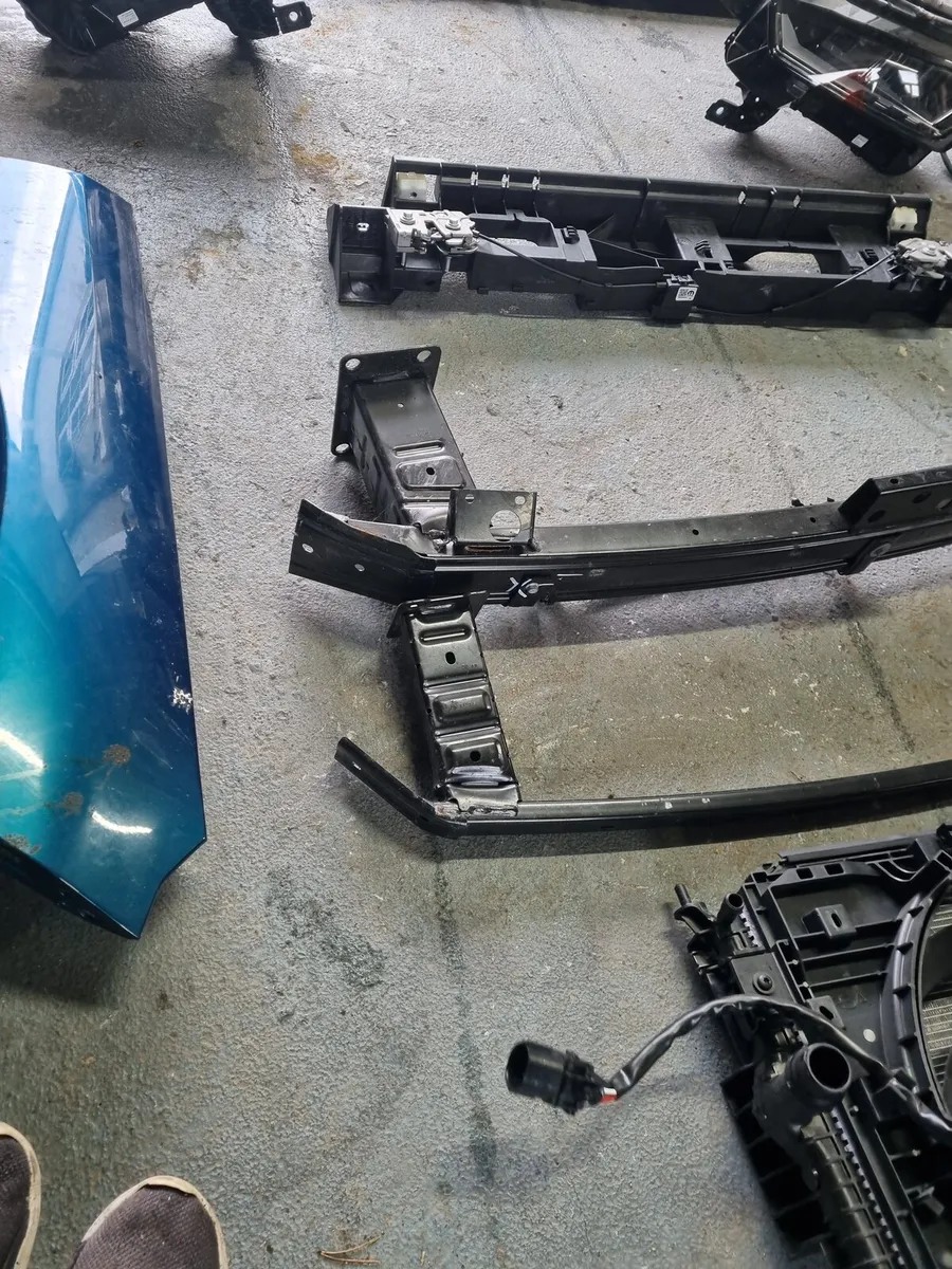 251/252 3008/5008 front - Image 4