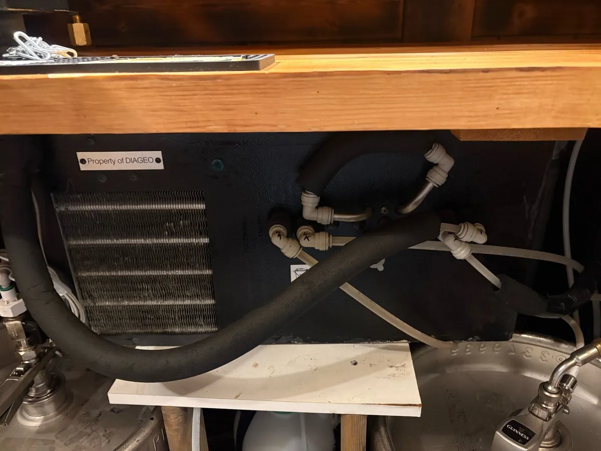 Beer cooler home bar - Image 2