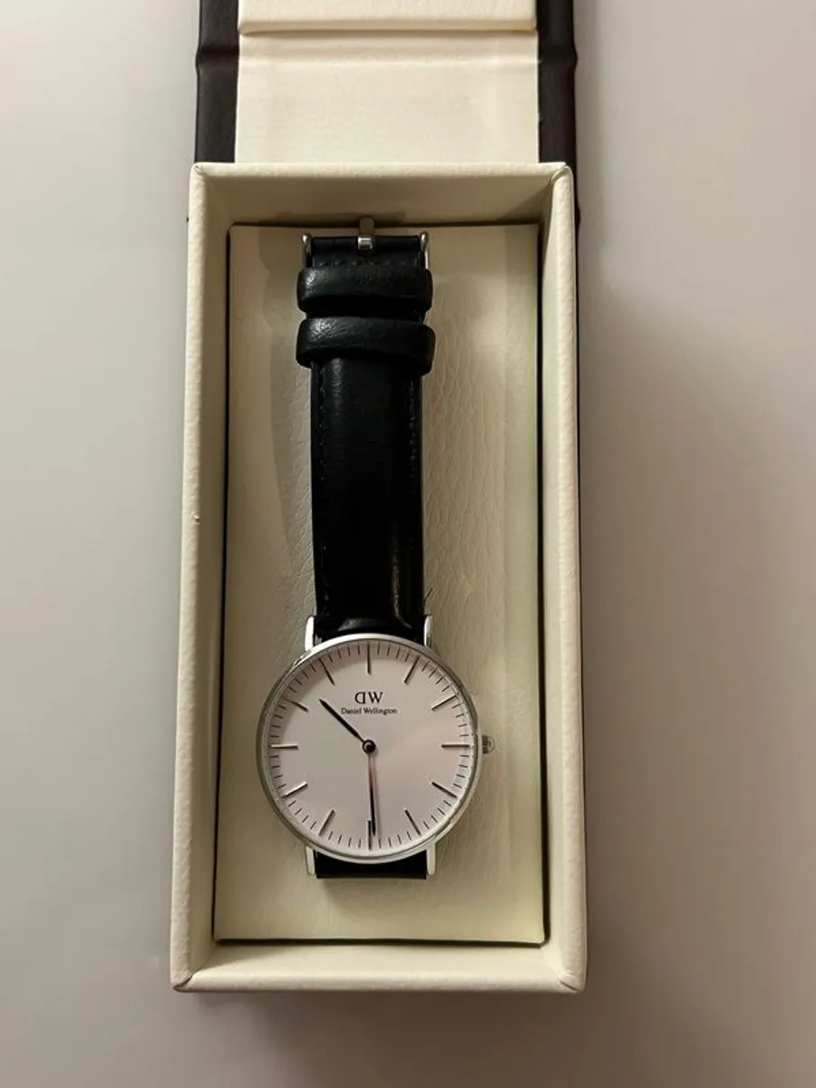 Daniel Wellington classic Sheffield watch - Image 1