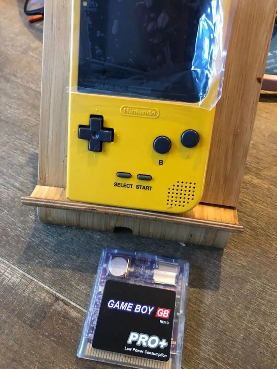 RETRO XMAS - IPS Display Modded Gameboy Pocket - In lovely original Yellow Shell - optional flash cart - Image 1