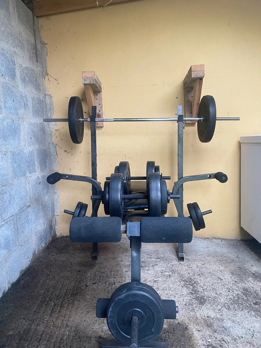 Gym equipment - Image 1