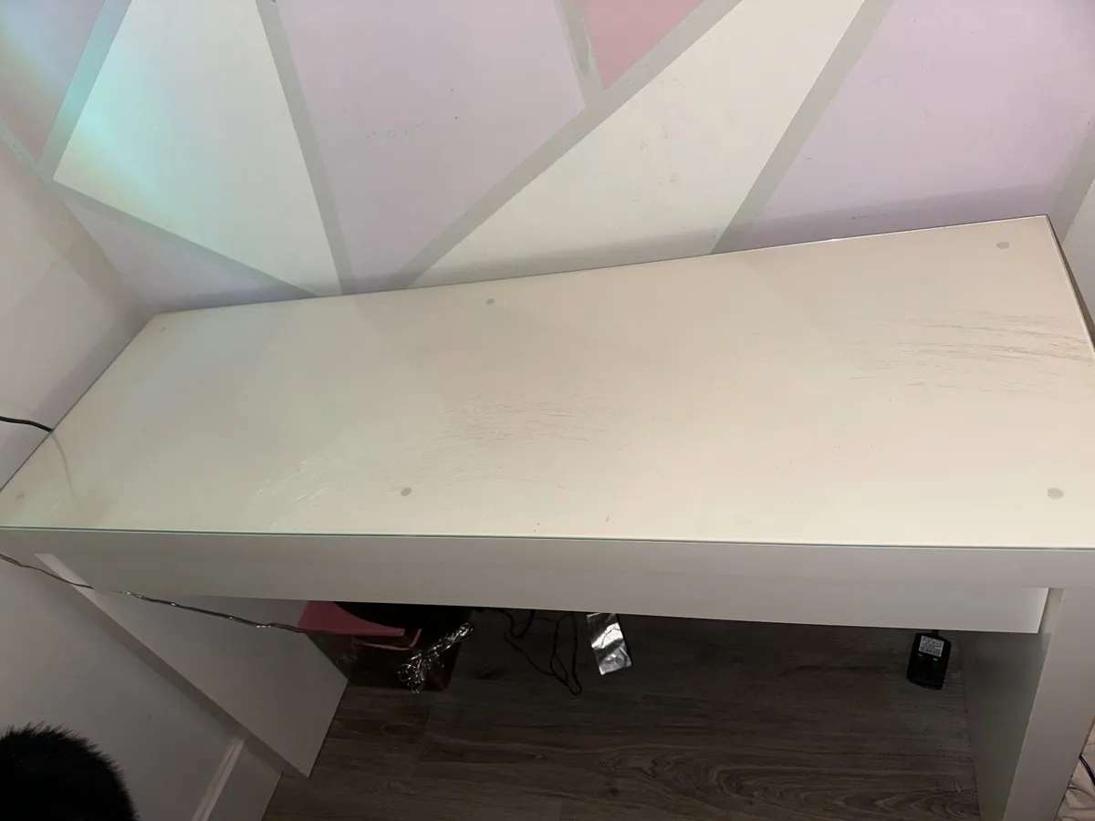 Desk/dressing table - Image 1