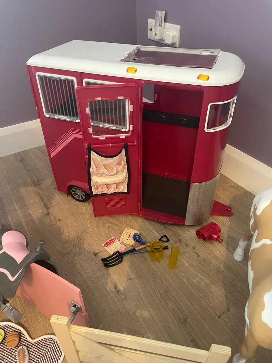 Generation horses, doll, barn, trailer, accessorie - Image 3