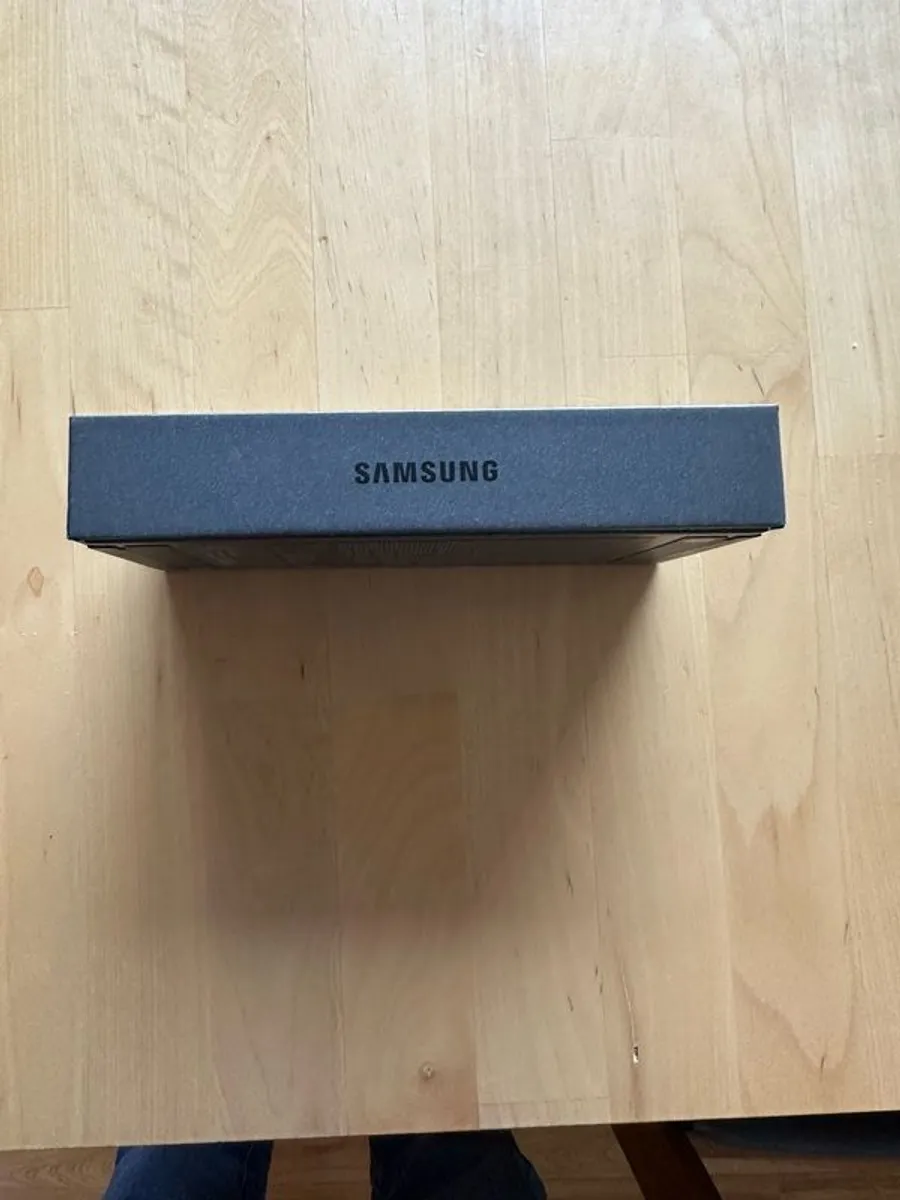 Samsung S25 128 gb Unlocked dual sim New - Image 2