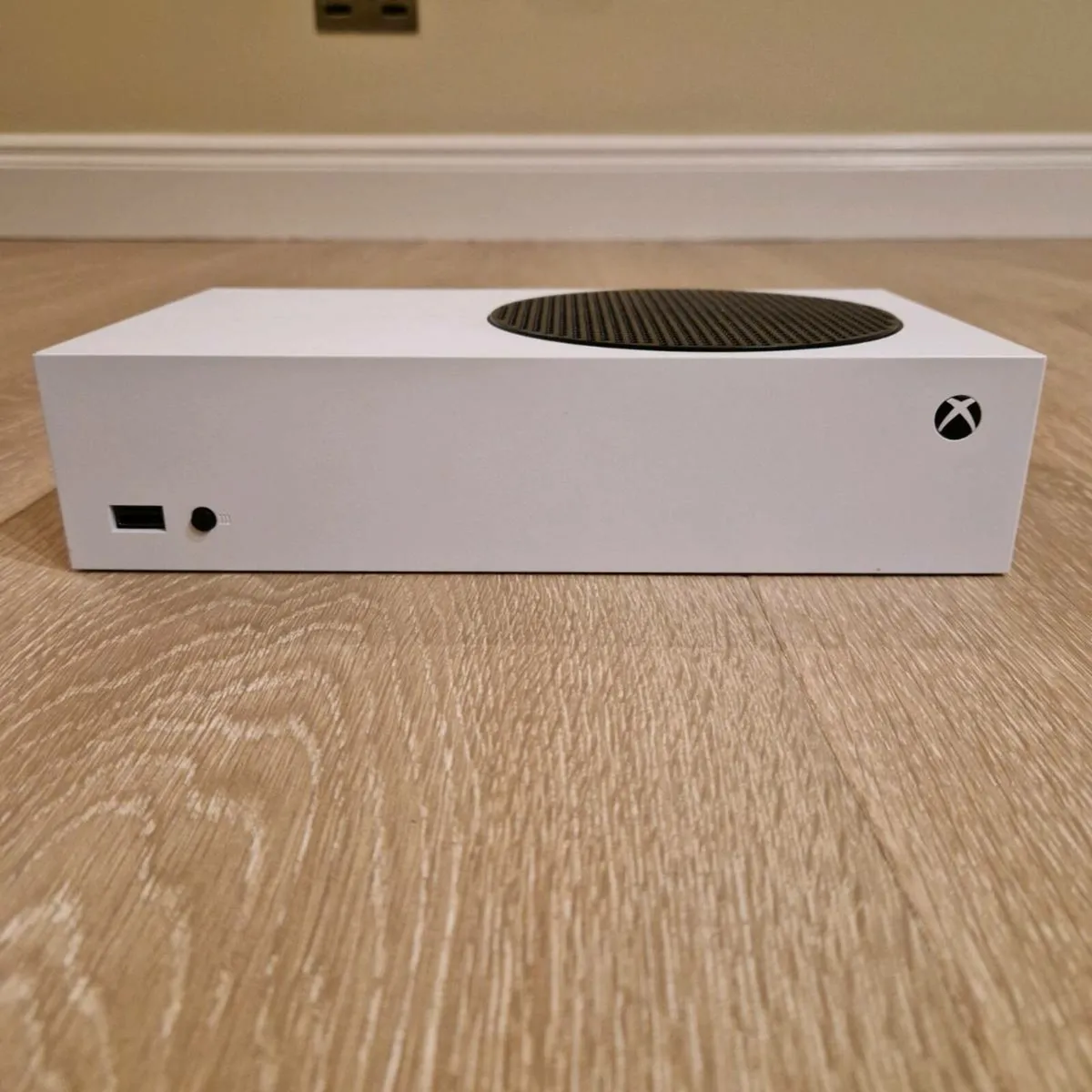 Xbox Series S. In Original Packaging. - Image 3