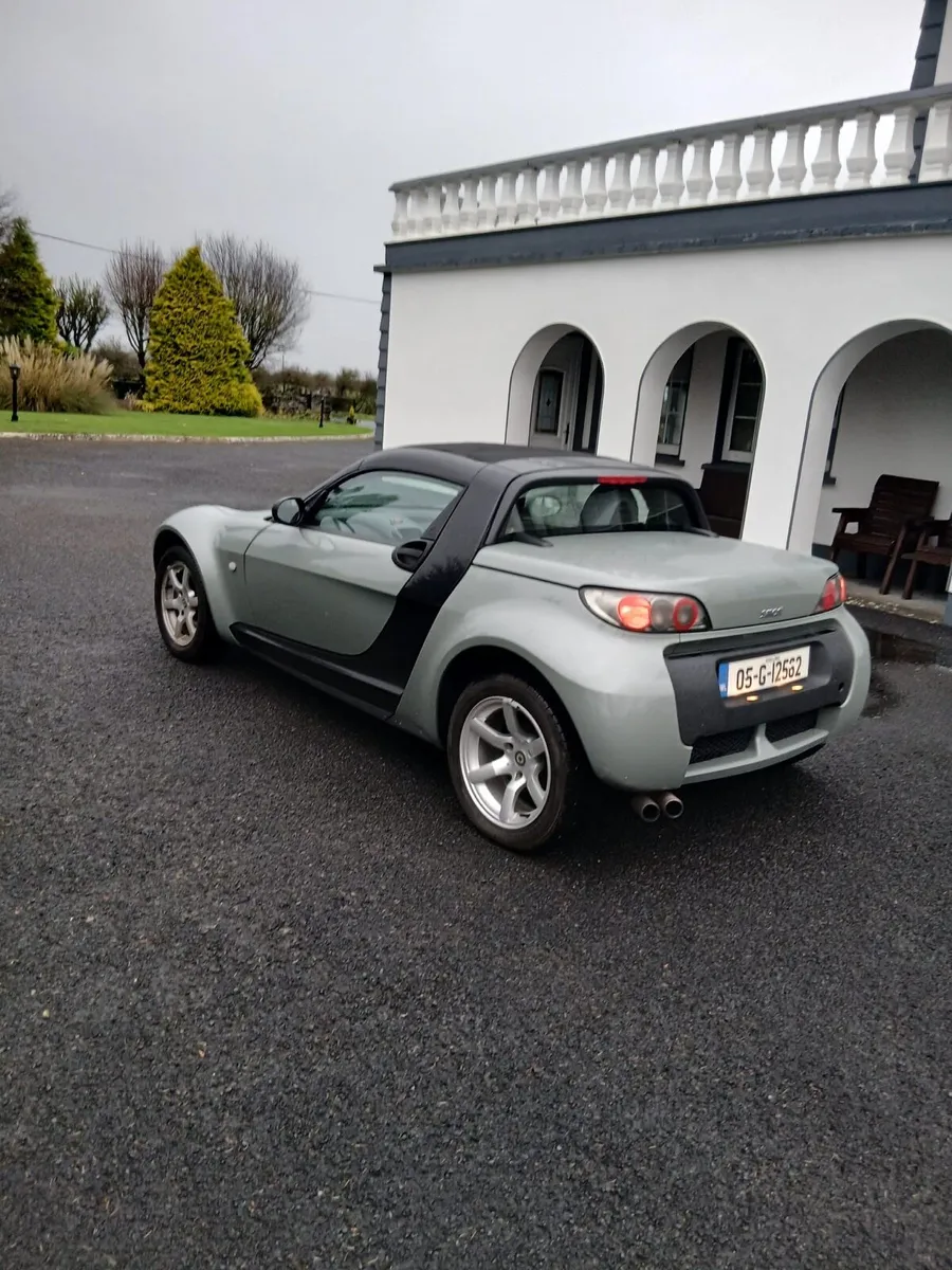 Smart Roadster - Image 2