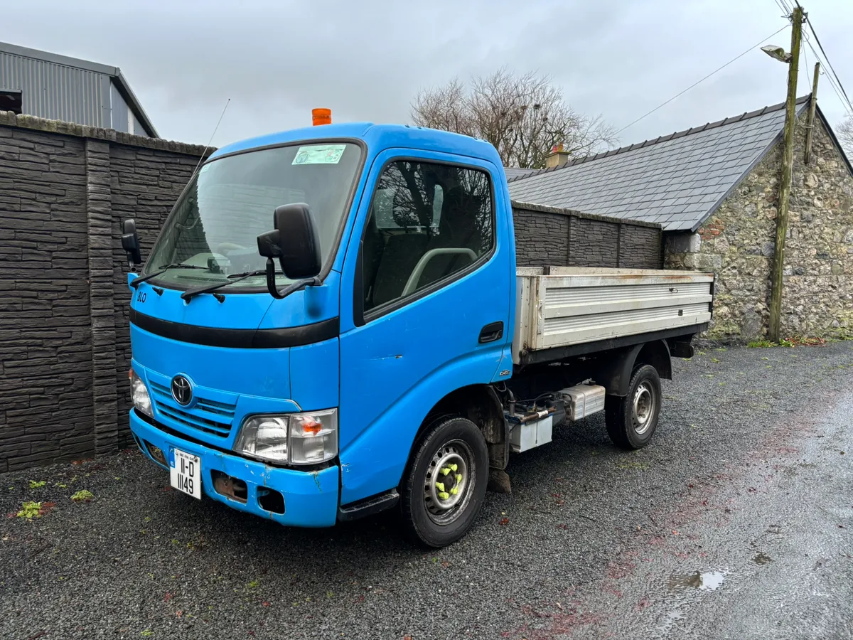 Toyota Dyna Tipper - Image 3