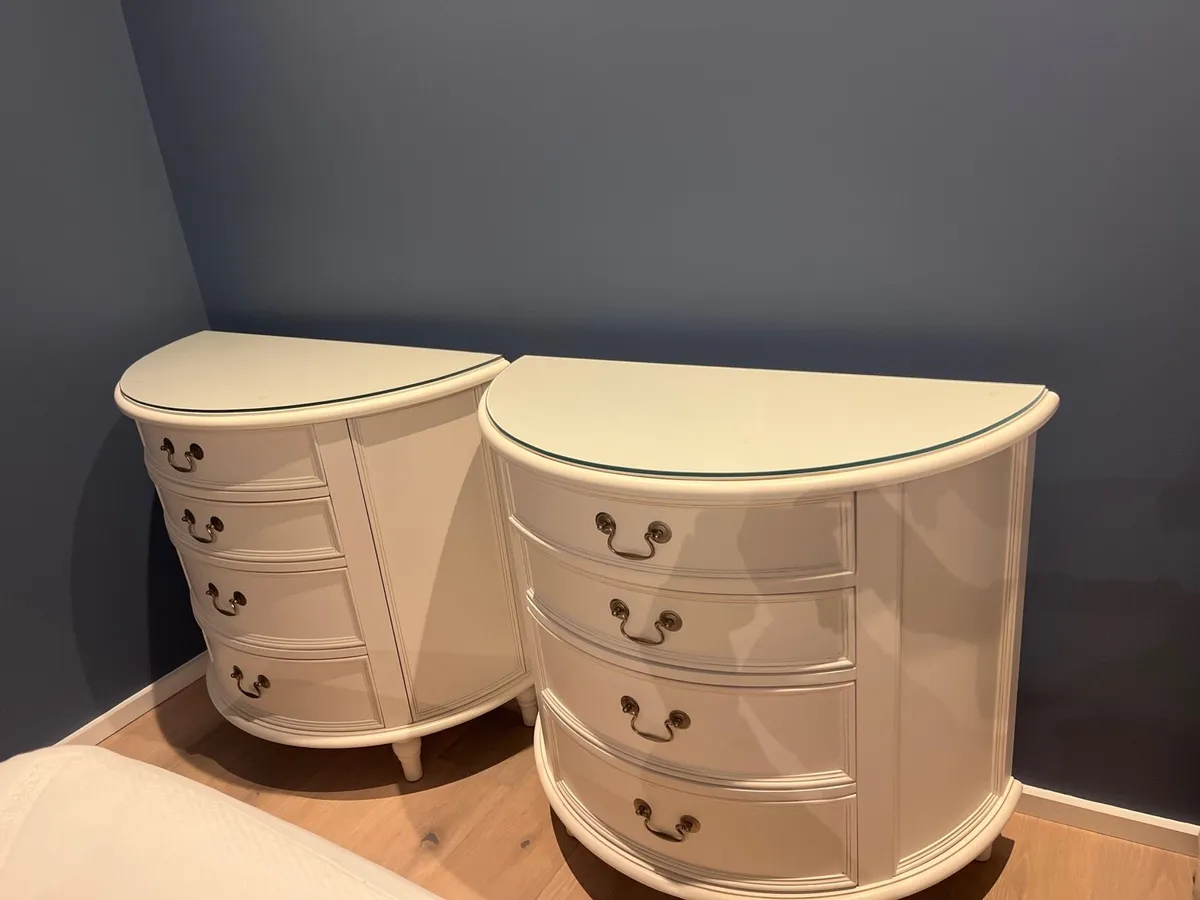 Chest lockers - Image 1