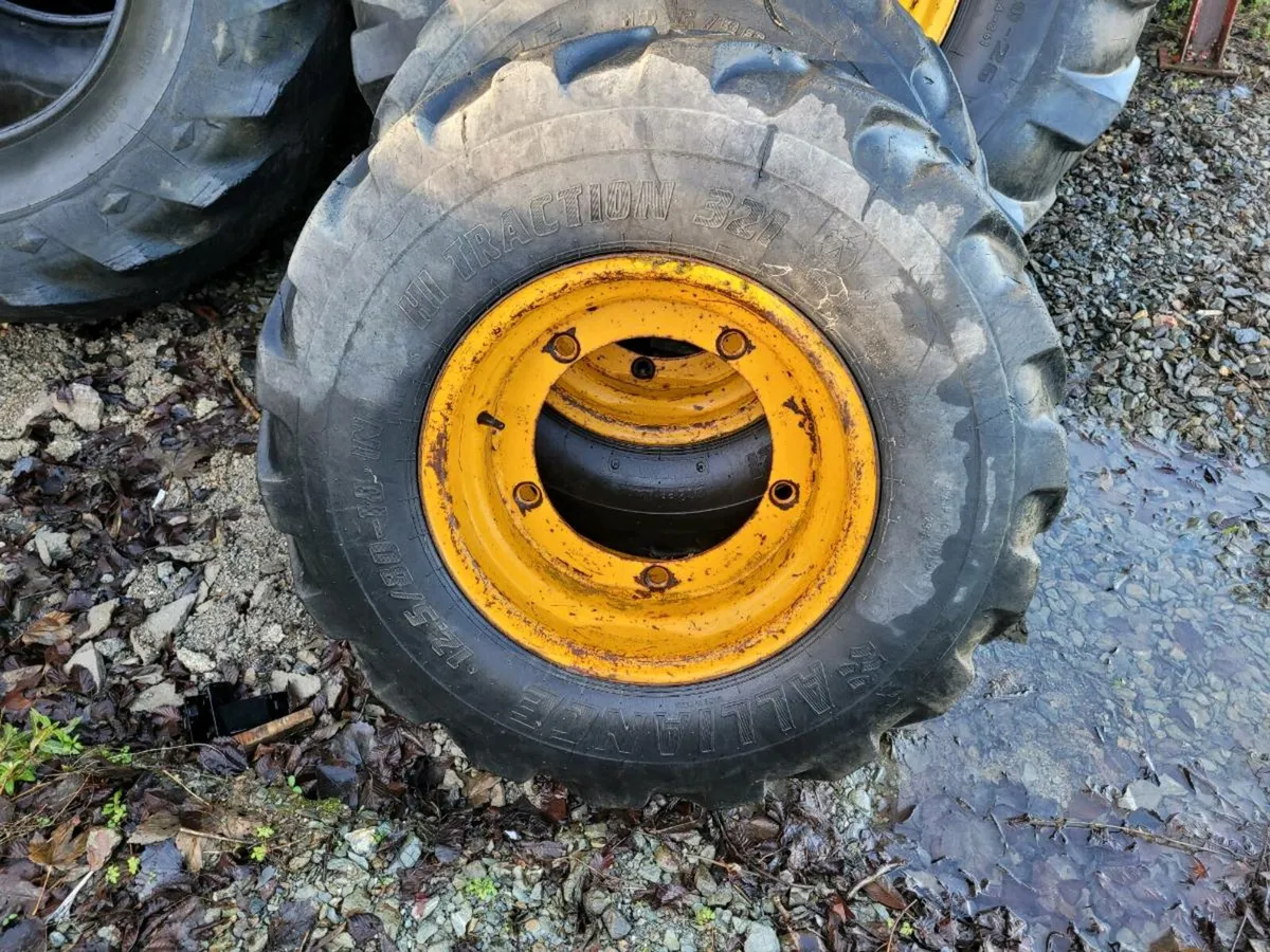 Jcb wheels and tyres - Image 4