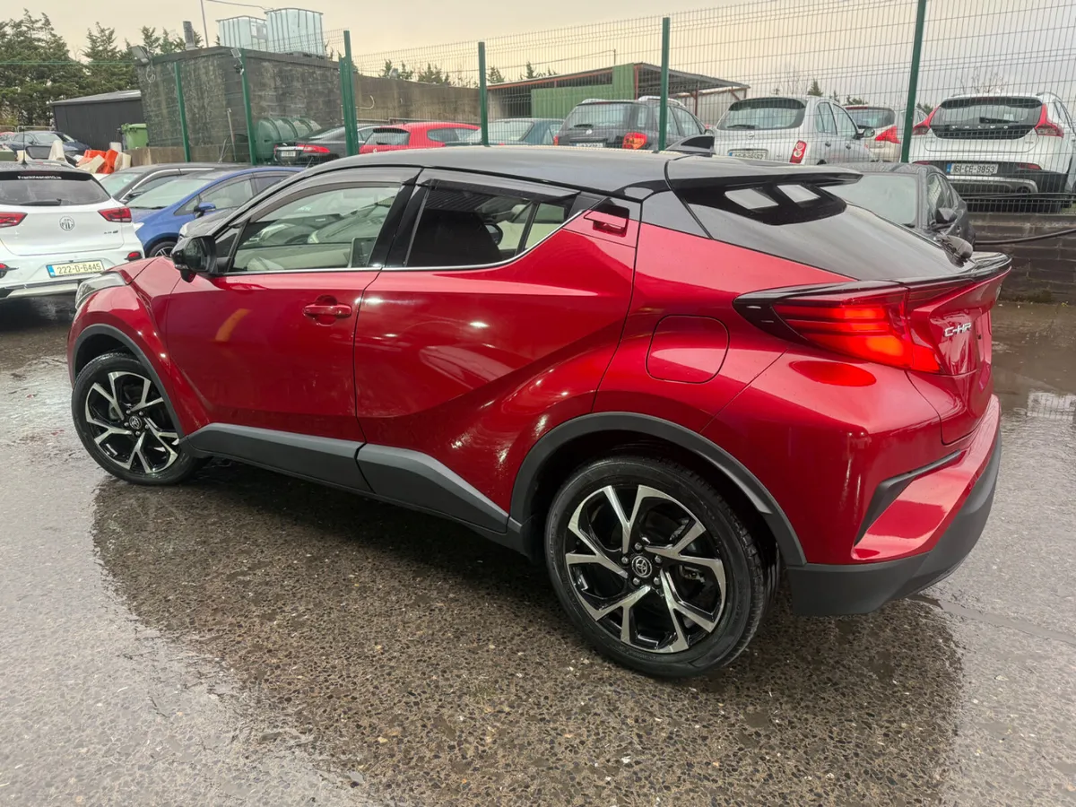 2020 Toyota CH-R Auto G /leather Sol Spec - Image 4
