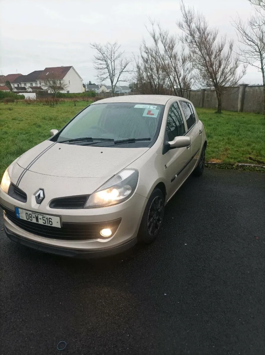 Renault clio - Image 1