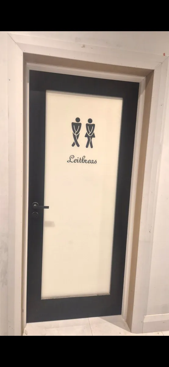 Seadec Black Frosted Glass Doors - Image 3