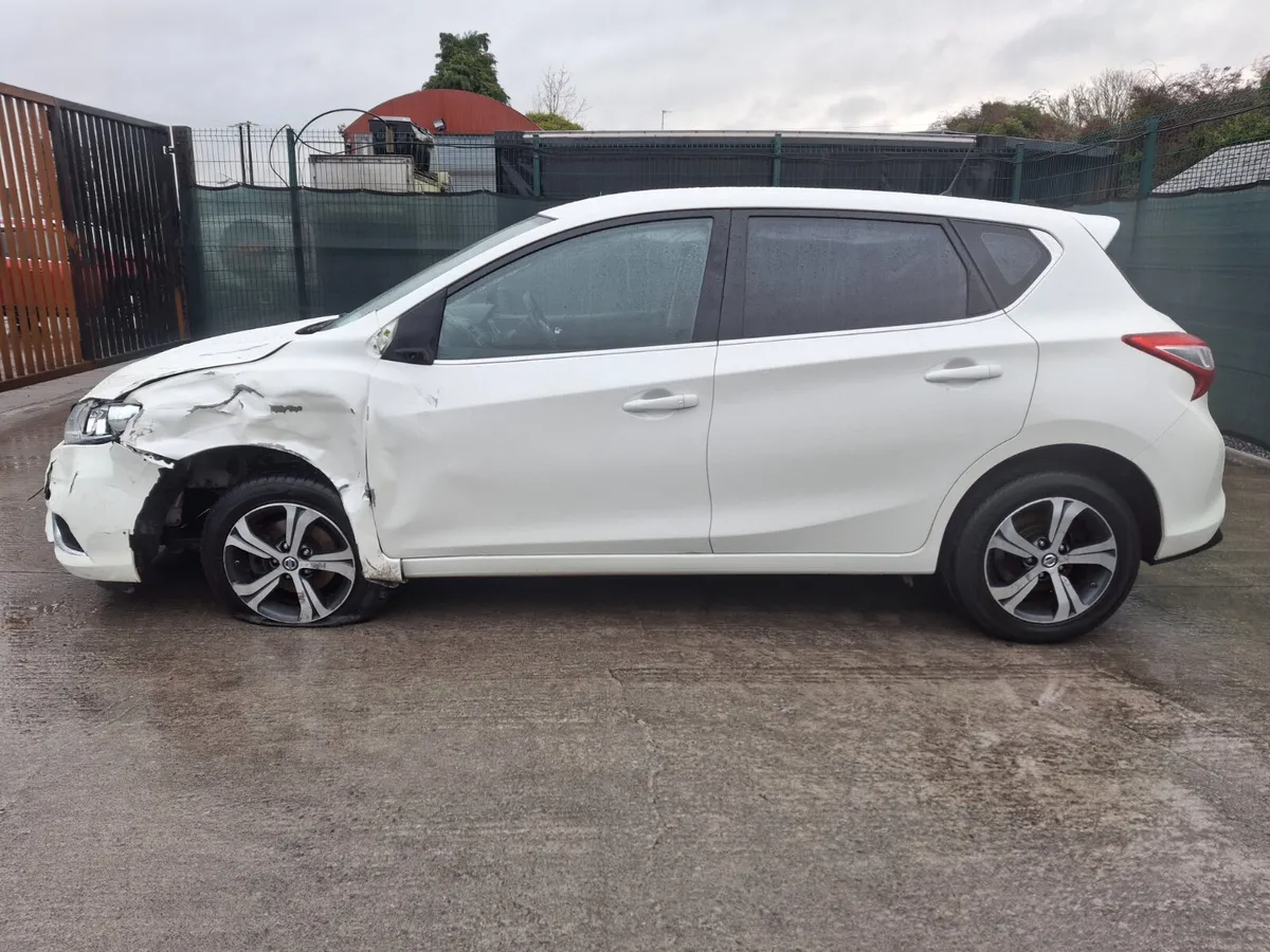 162 Nissan Pulsar  1.2 Petrol - Image 4