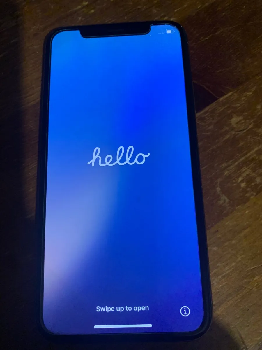 iPhone Xs 64GB - Image 1