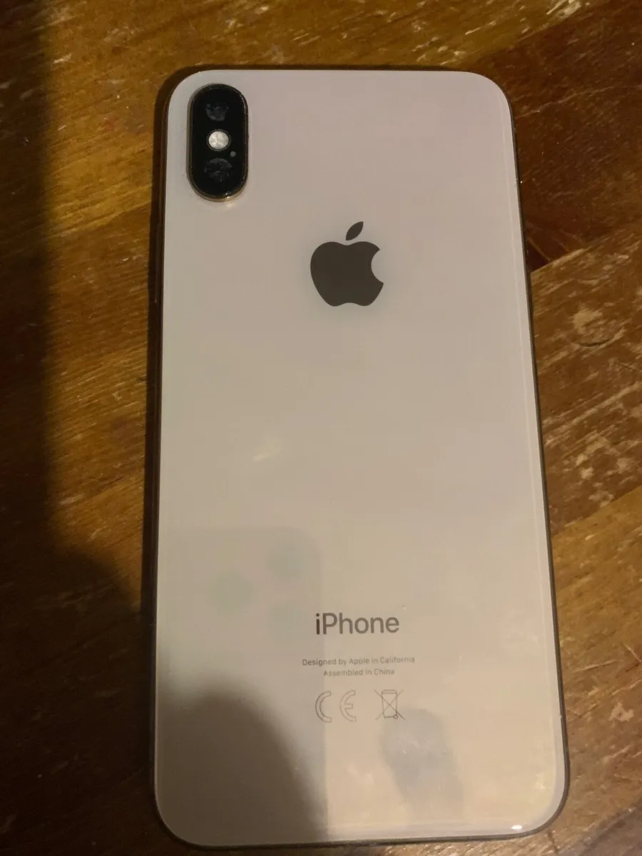 iPhone Xs 64GB - Image 4