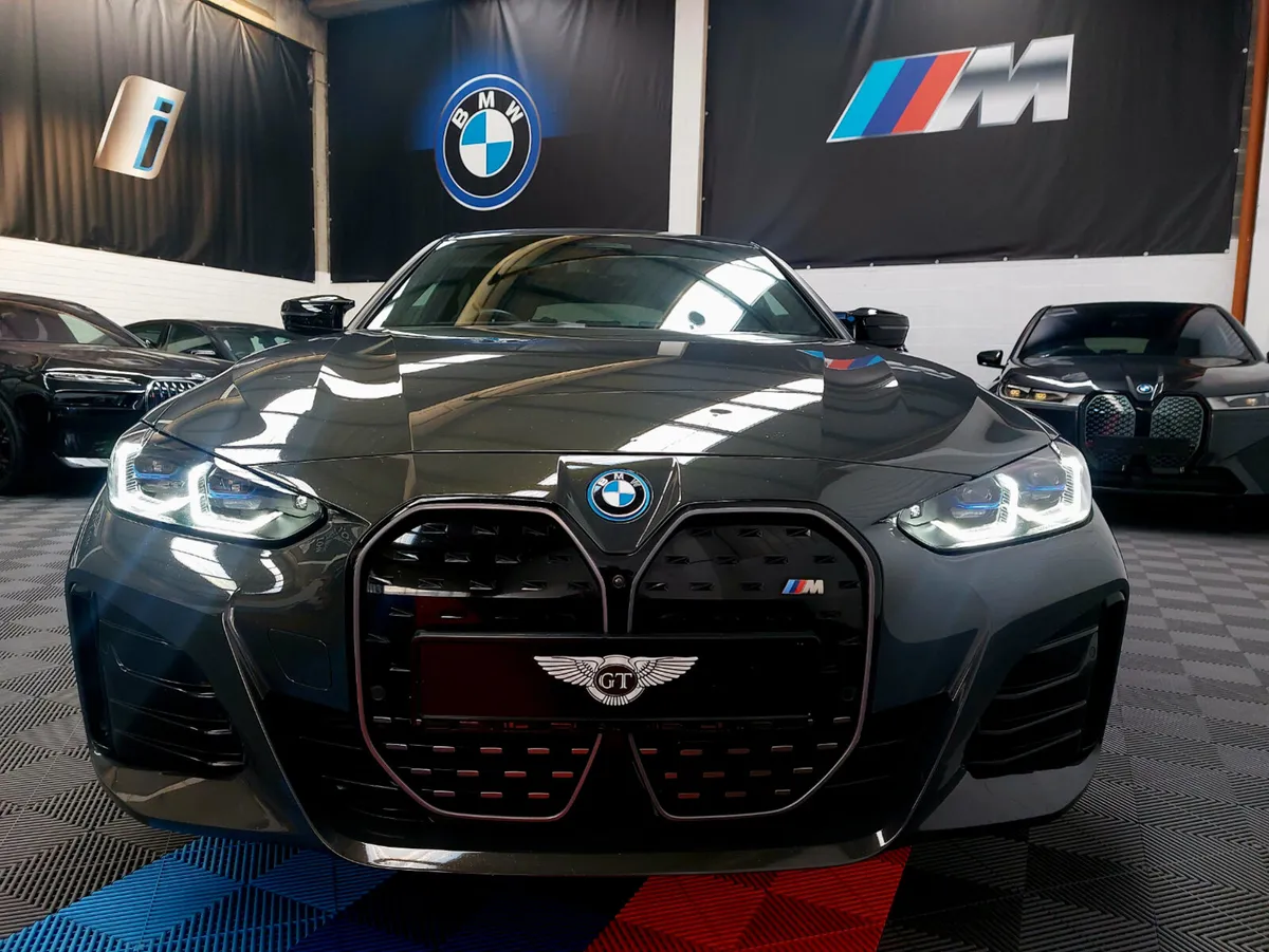 222 I4 M50 PRO XDRIVE (INDIVIDUAL- EVERY EXTRA) - Image 2