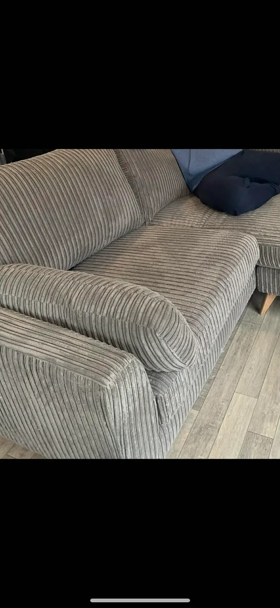 L-shape sofa - Image 2