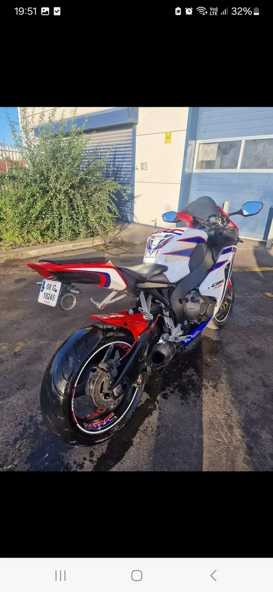 Honda cbr1000 - Image 2