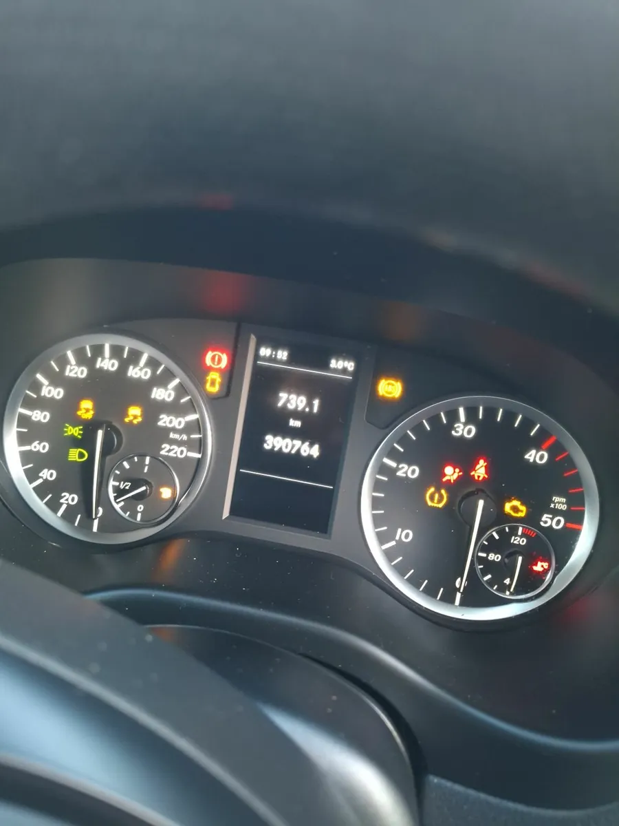 Mercedes-Benz Other 2016 - Image 4