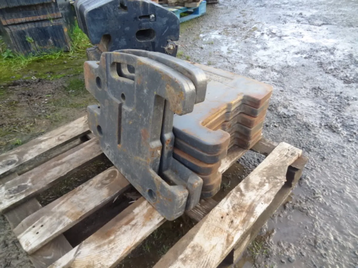Claas Renault Front Tractor Weights - Image 3