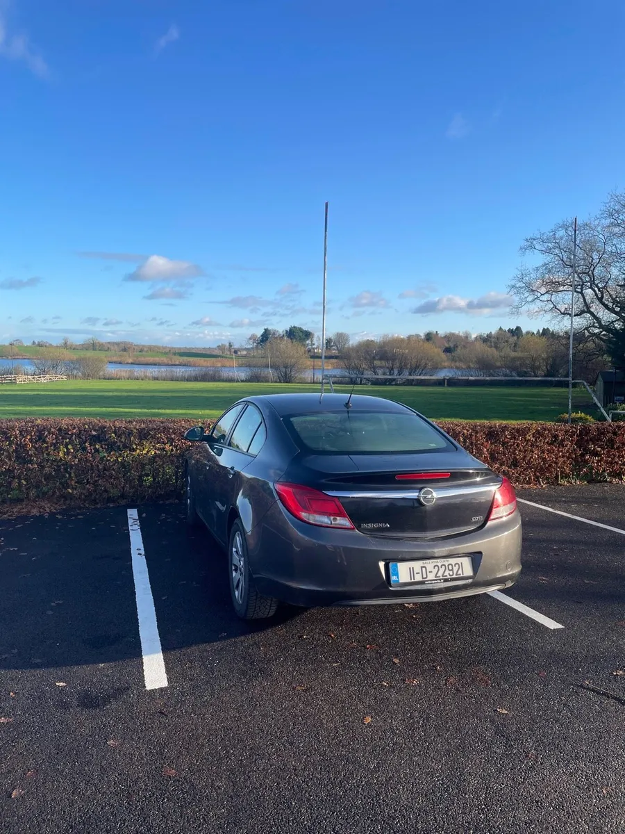 2011 Opel Insignia (Automatic) - Image 4