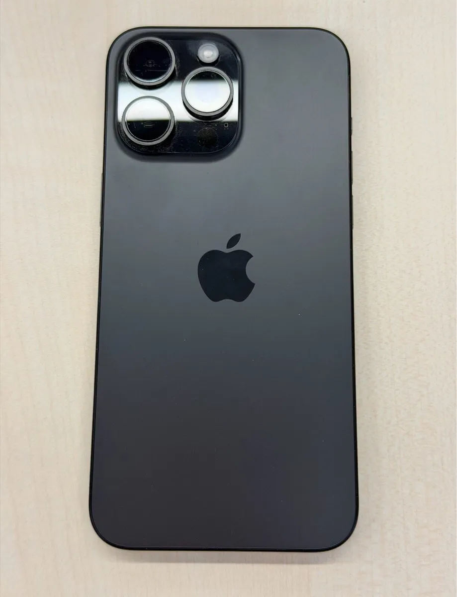 iPhone 15 Pro Max - Image 4