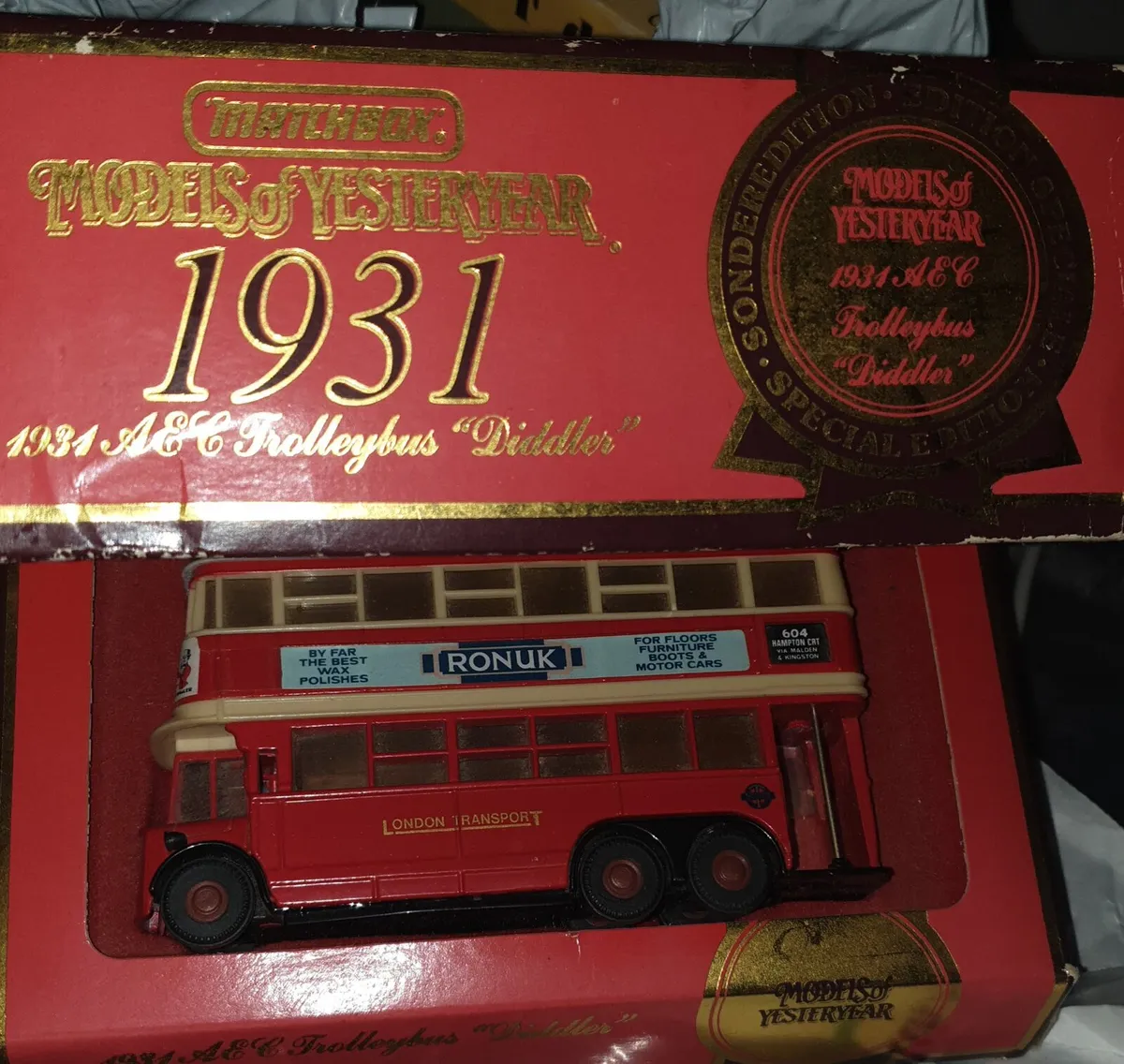 VINTAGE MATCHBOX BUS