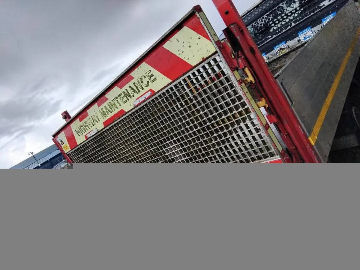 16ft 6 Aluminium dropside - Image 3