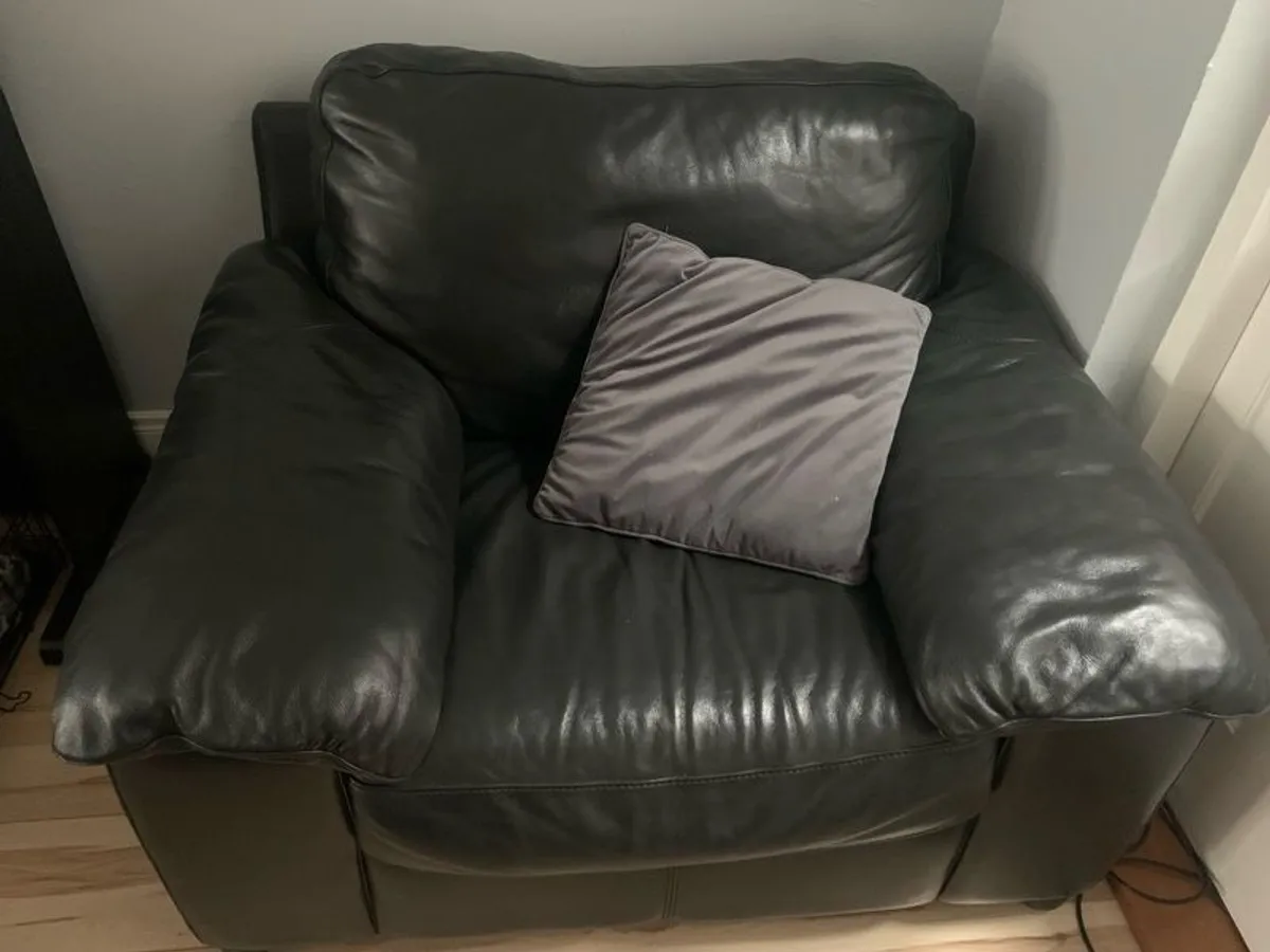 Leather Sofa and Two Armchairs - Image 3