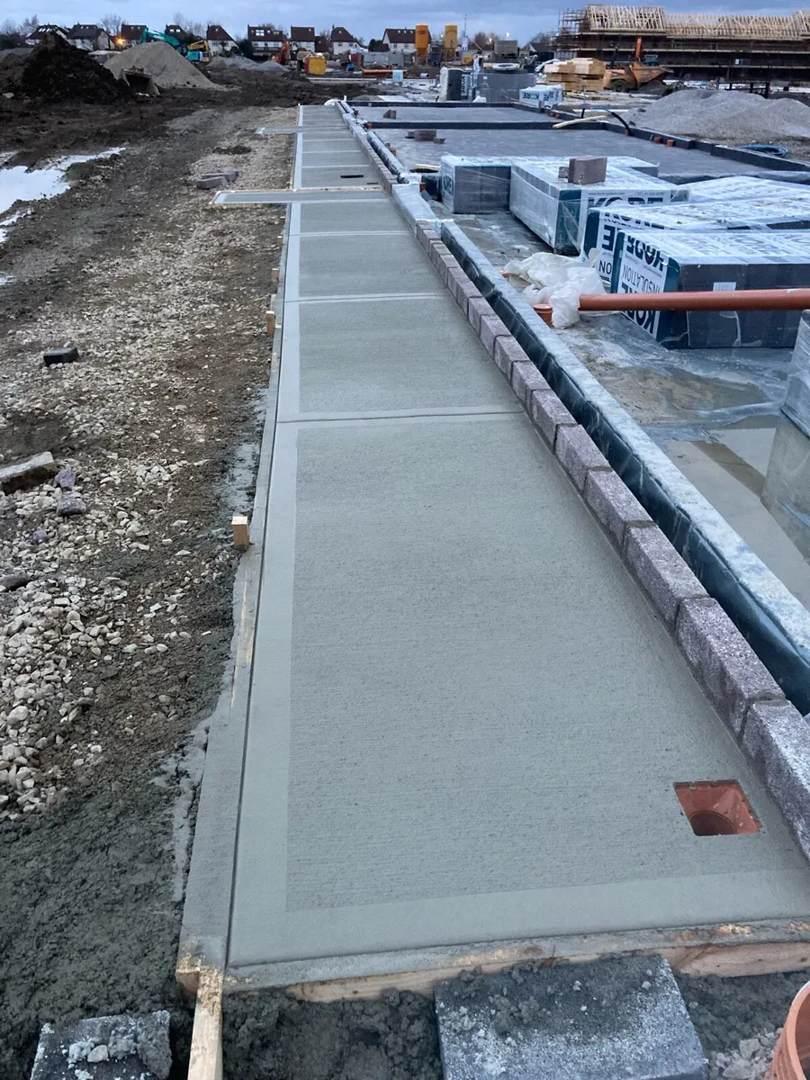 Groundworkers - Image 2