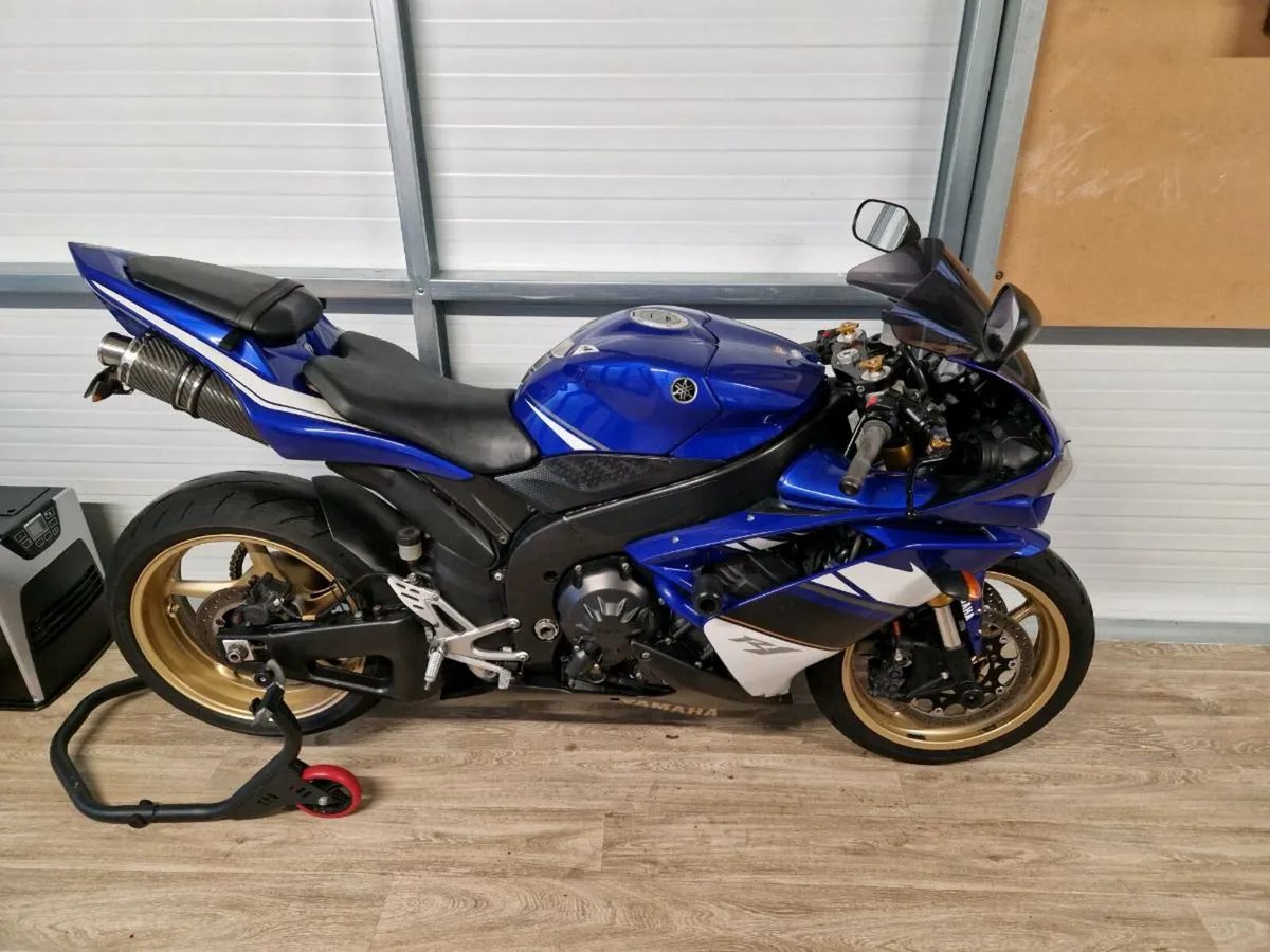 2008 Yamaha R1 - Image 4