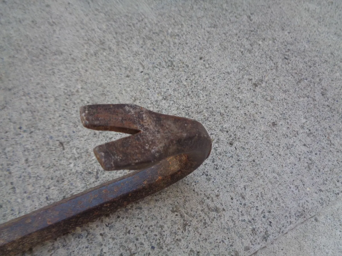 Nail Bars x 2 for Sale - Image 2