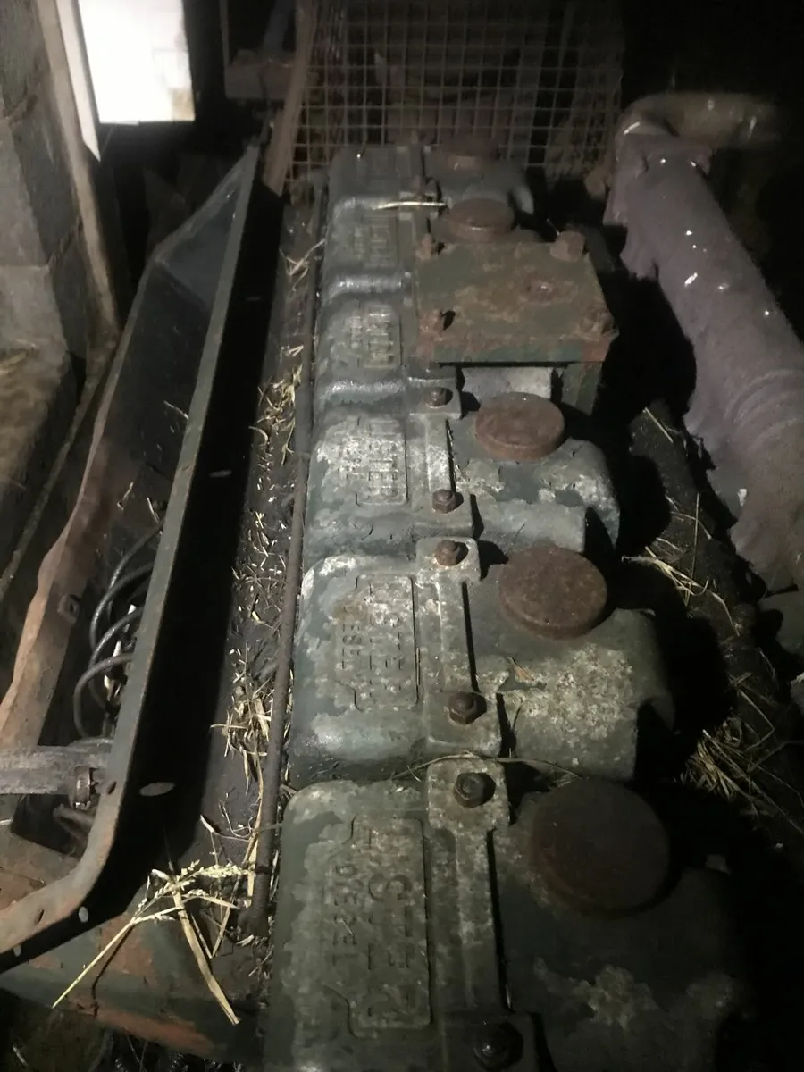 LISTER 6  CYLINDER engine - Image 3