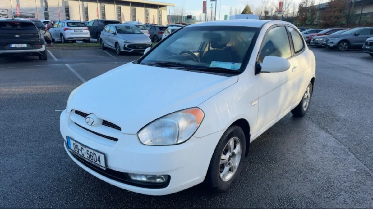 Hyundai Accent 2009 Diesel - Image 1
