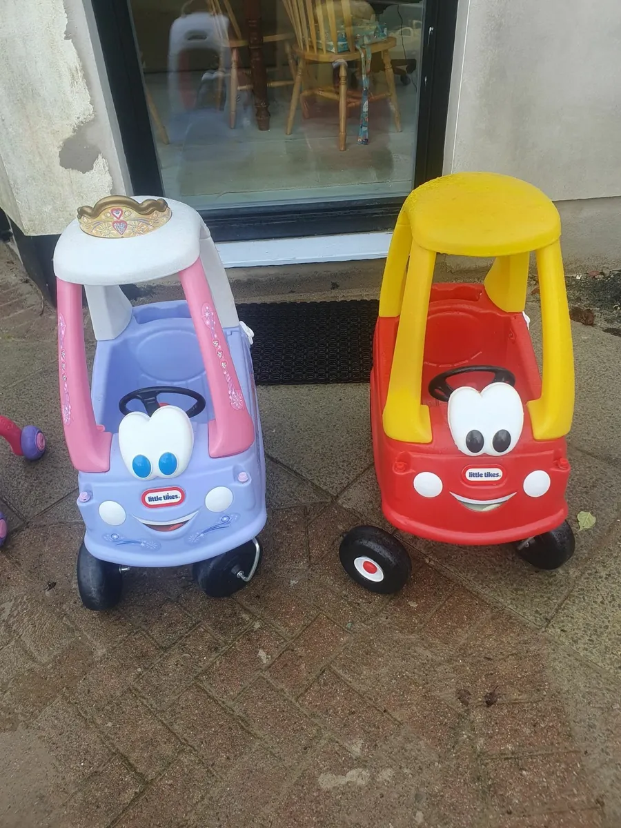 Cozy Coupe Children's car - Image 1