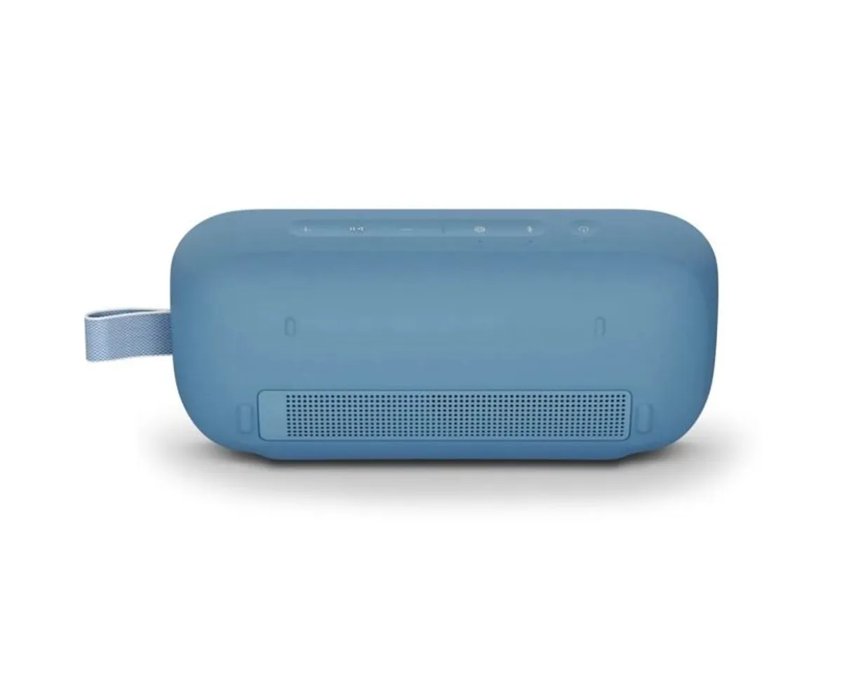 Bose SoundLink Flex Portable Speaker - Image 2