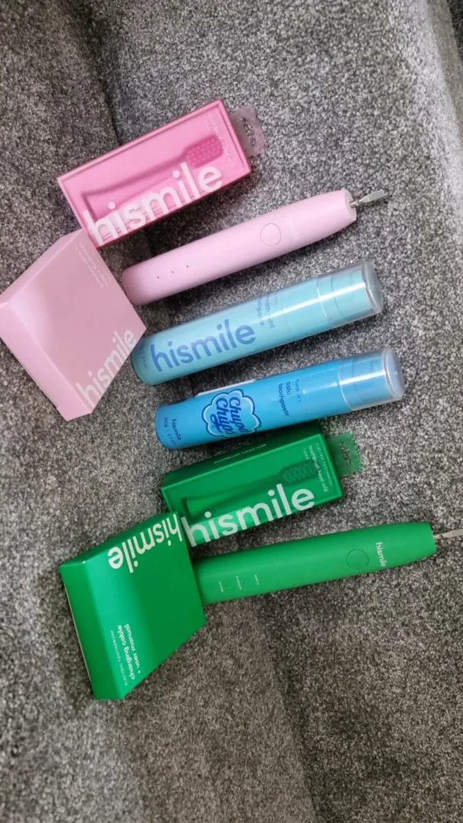 2 x Electric HiSmile Toothbrushes - Image 4