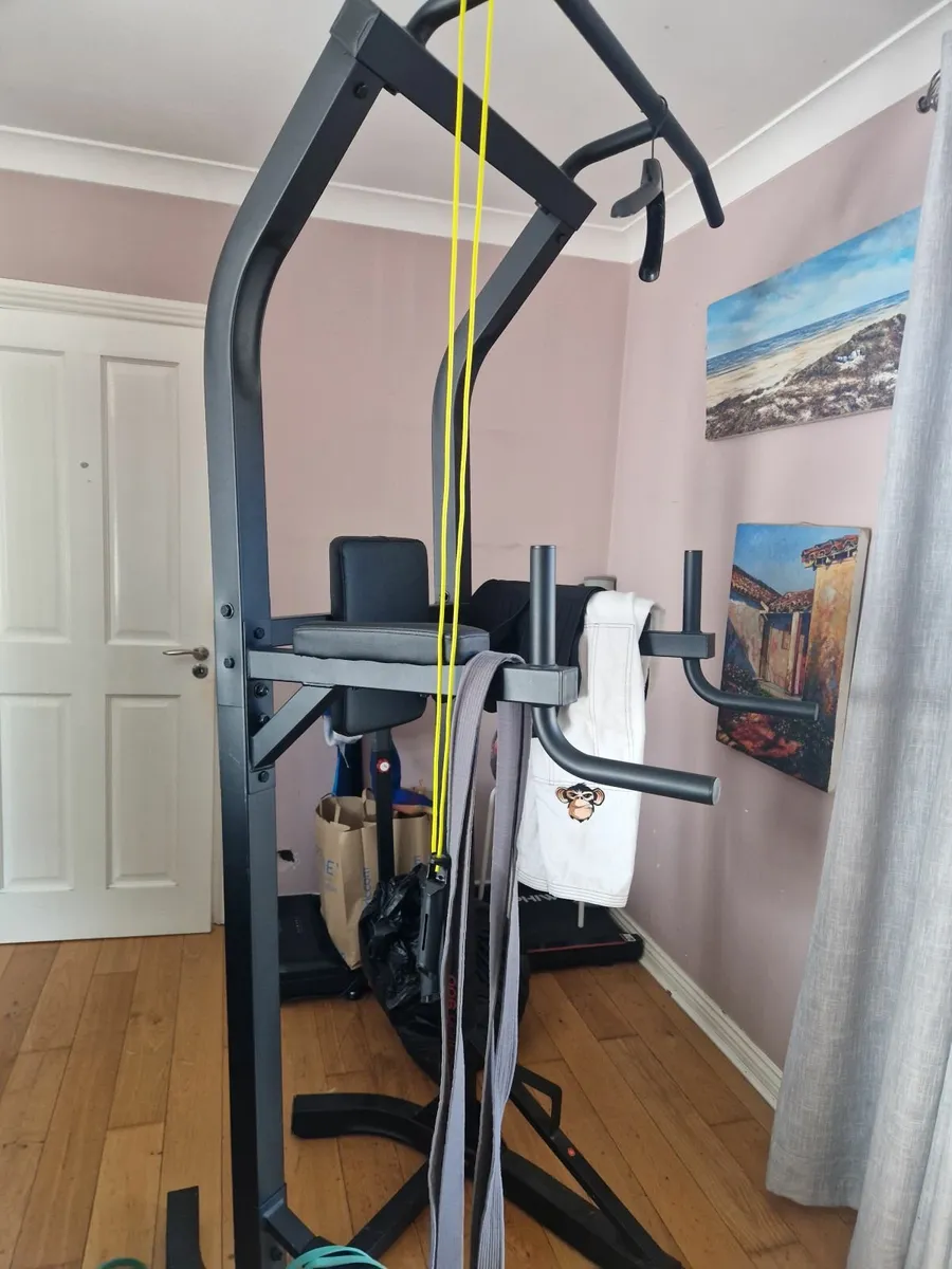 Pull up bar - Image 2